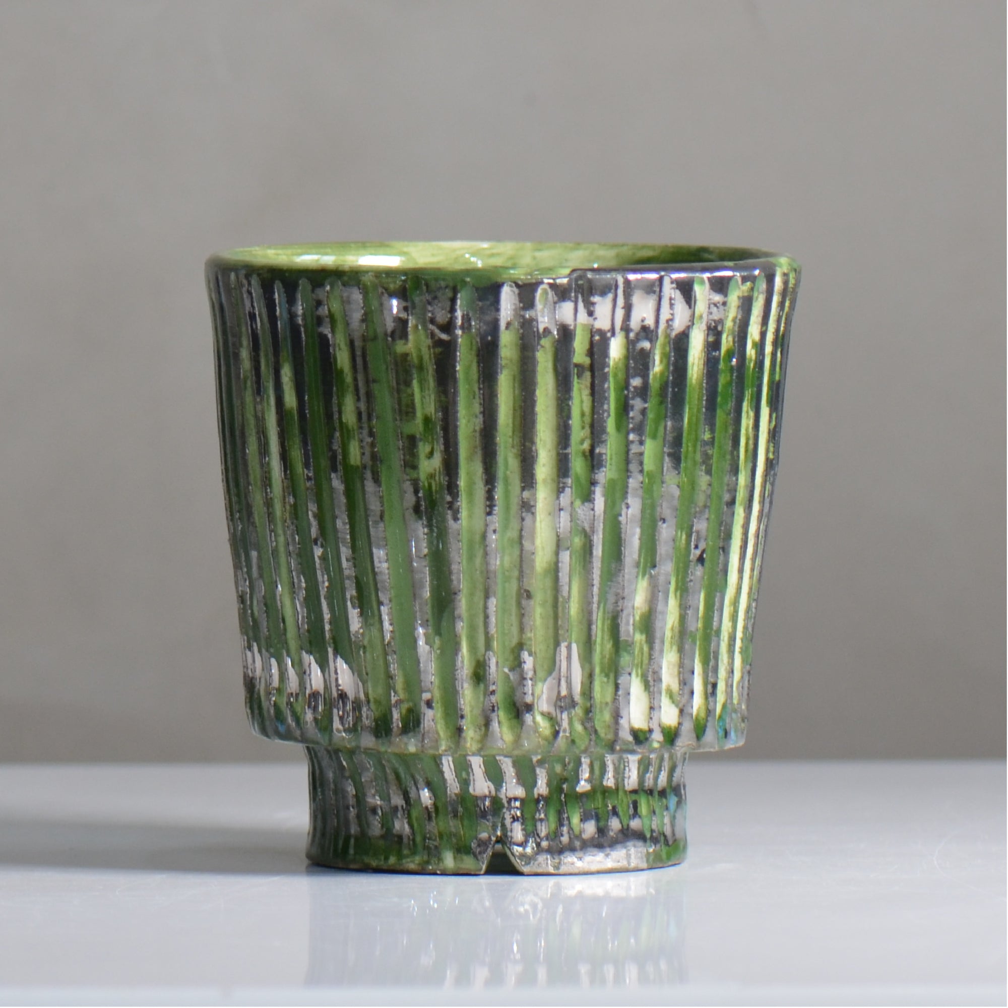 東絵理 / ae_01_m / SHINRYOKU / 約φ約12.7cm / 植木鉢 – ハチラボ