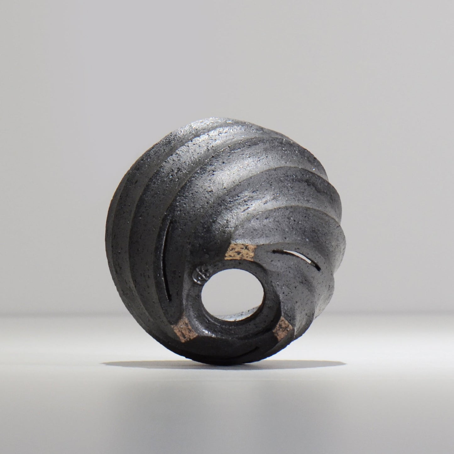 沖誠 / SPIIRAL_BLACK_01 / 約φ10.8~11.2cm / 植木鉢