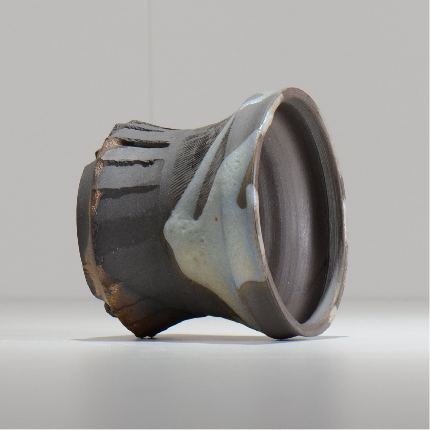 穂髙隆児 / akagane_08 / 約 φ11.8cm / 植木鉢
