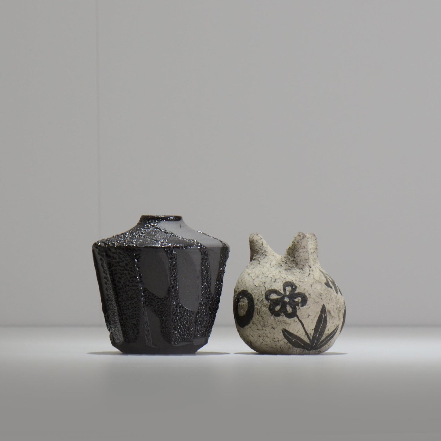 穂髙隆児 / 一輪挿し / akatuski02_ichi01/ 約φ9.6cm / 花瓶