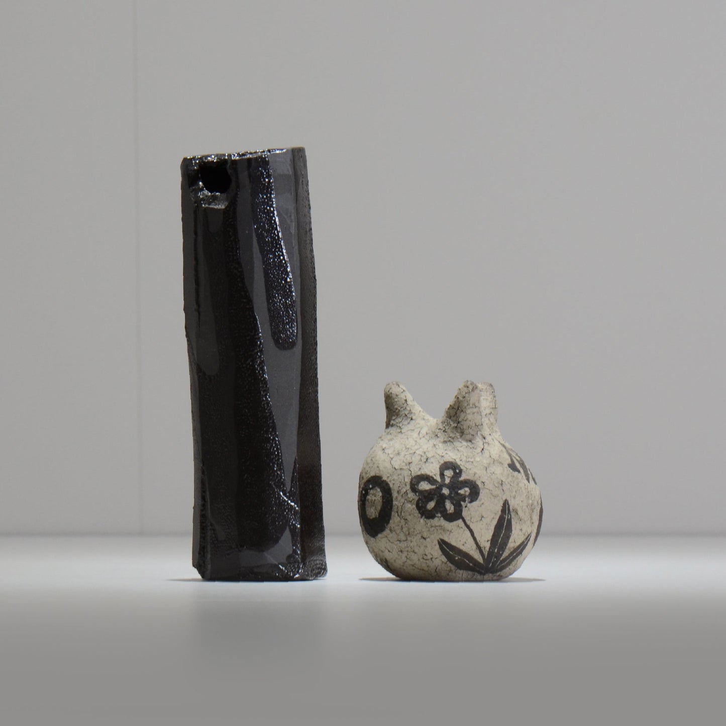 穂髙隆児 / 一輪挿し / akatuski02_ichi02/ 約φ5.5cm / 花瓶