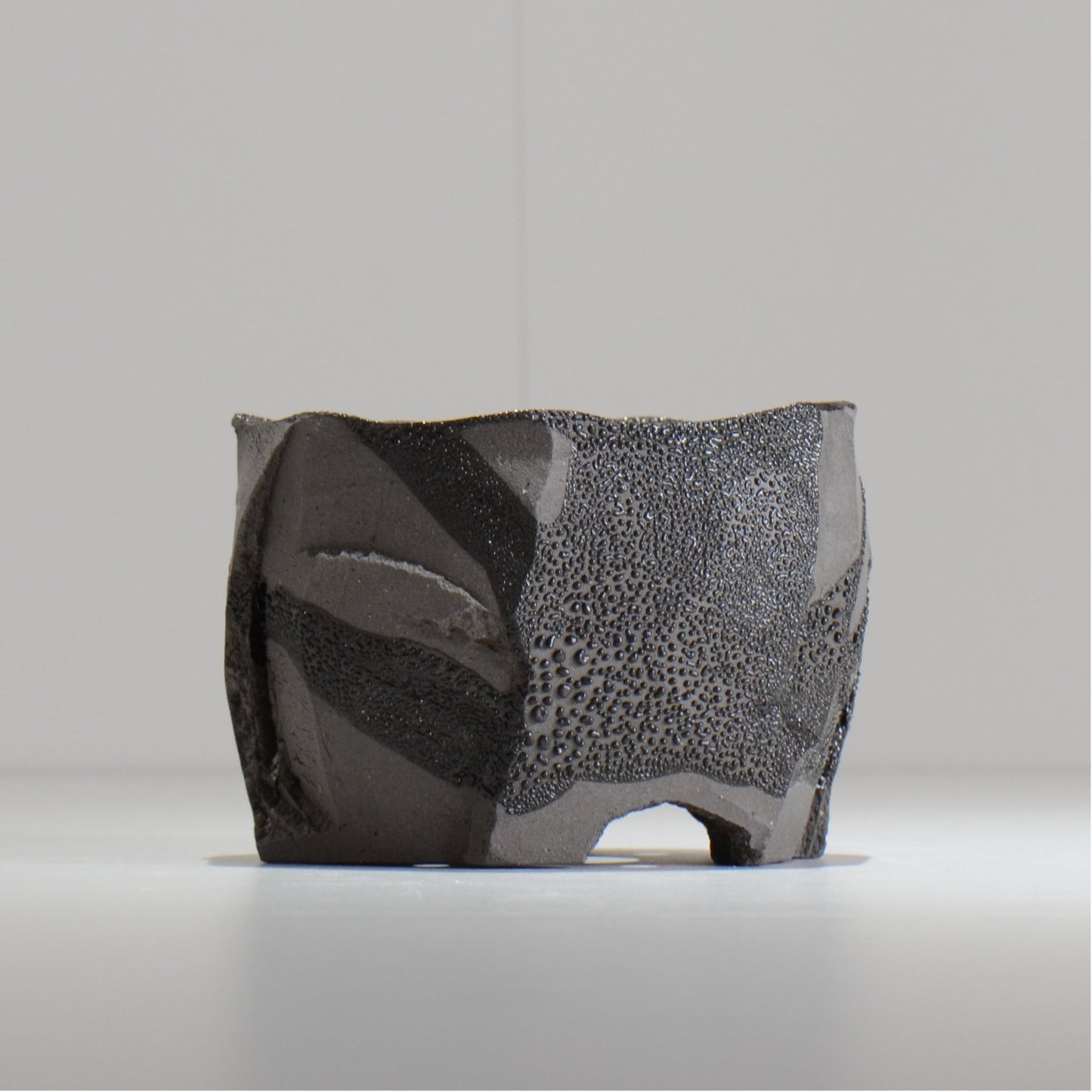 穂髙隆児 / 暁 -あかつき- / akatuski_07_m / 約 φ12.5cm / 植木鉢