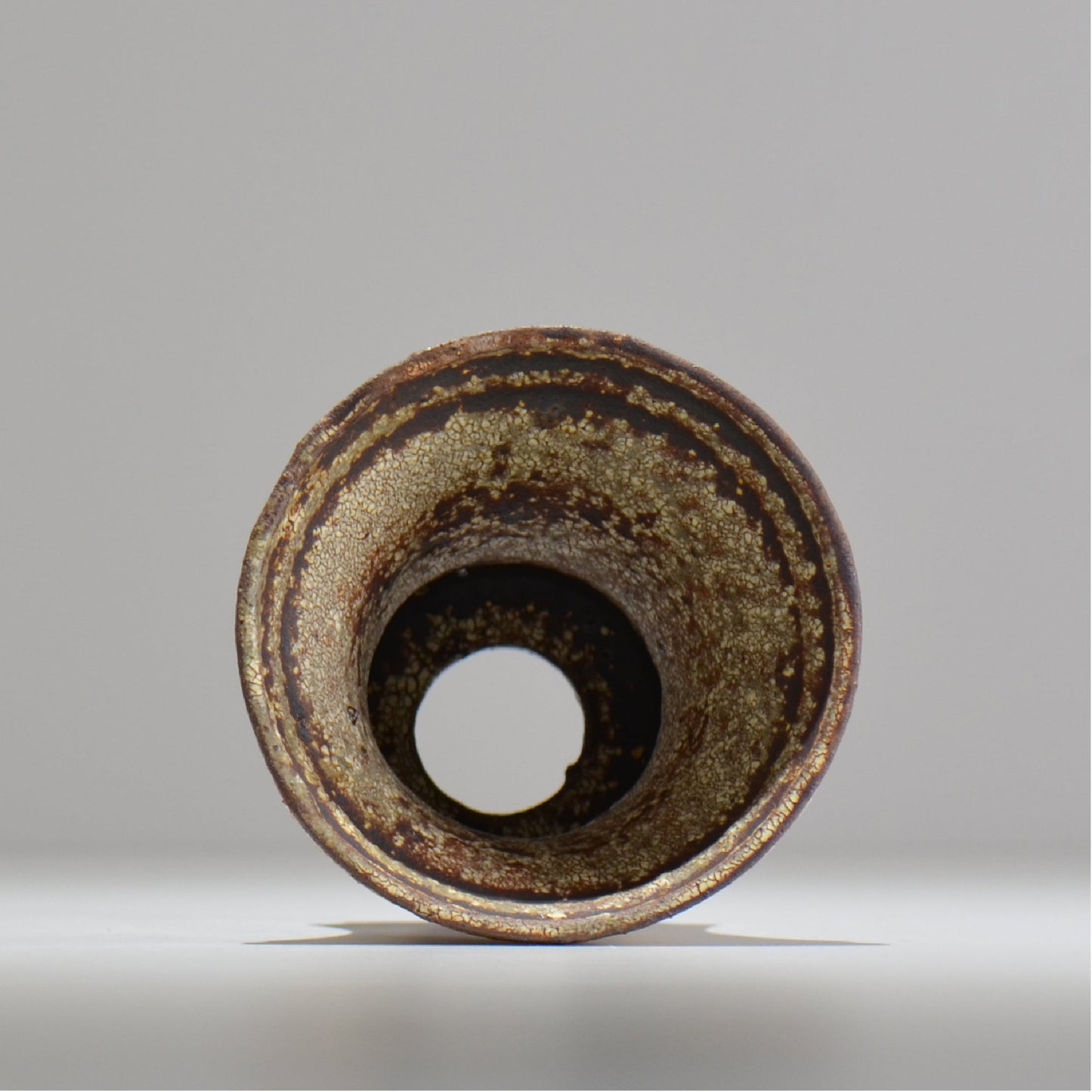 山下太 / ASOBO 罅(ひび)/ 11 / 約 φ12.2cm / 植木鉢