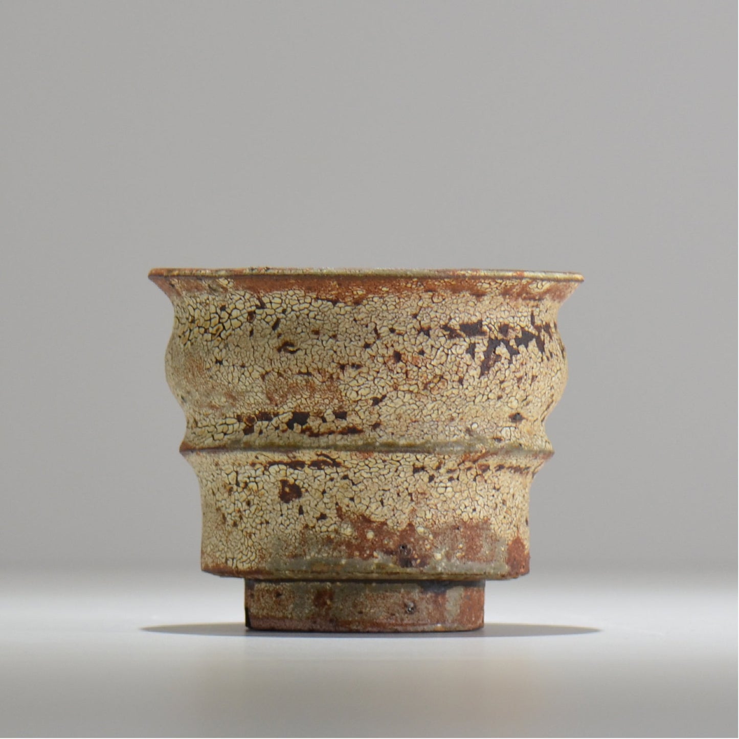 山下太 / ASOBO 罅(ひび)/ 15 / 約 φ12.4cm / 植木鉢