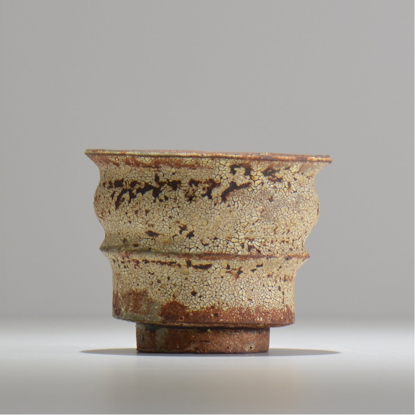 山下太 / ASOBO 罅(ひび)/ 15 / 約 φ12.4cm / 植木鉢