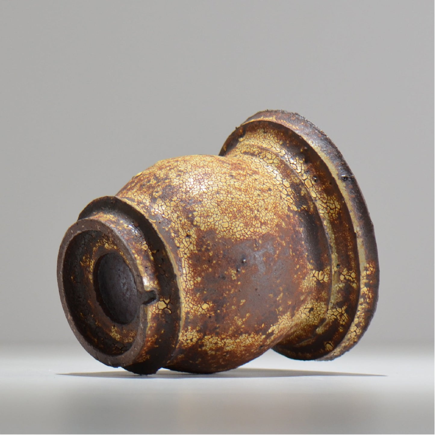山下太 / ASOBO 罅(ひび)/ 19 / 約 φ14.2cm / 植木鉢