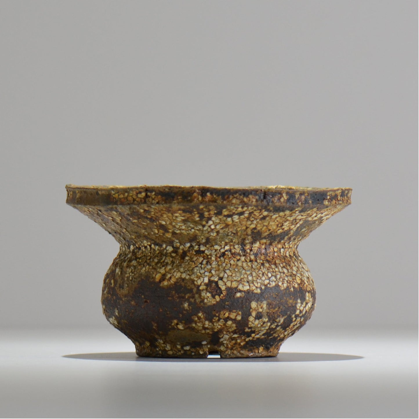 山下太 / ASOBO 罅(ひび)/ 20 / 約 φ16.5cm / 植木鉢