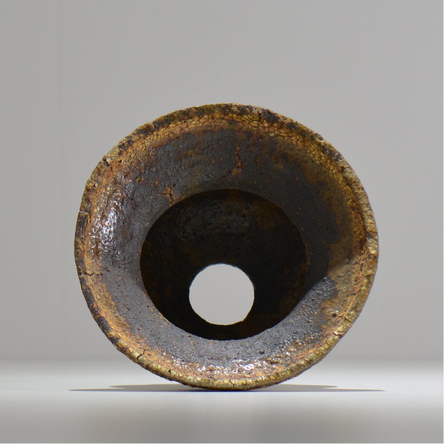 山下太 / ASOBO 罅(ひび)/ 20 / 約 φ16.5cm / 植木鉢