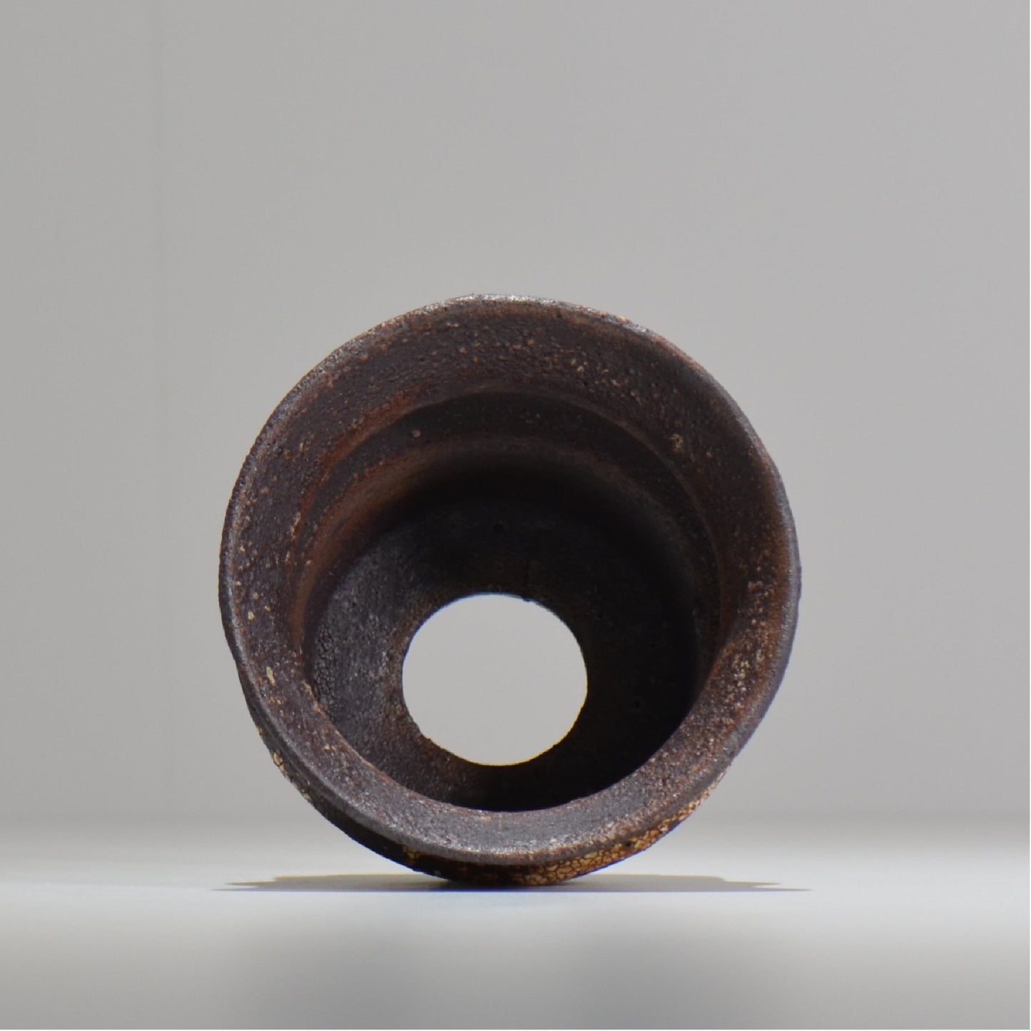 山下太 / ASOBO 罅(ひび)/ 22 / 約 φ11.7cm / 植木鉢