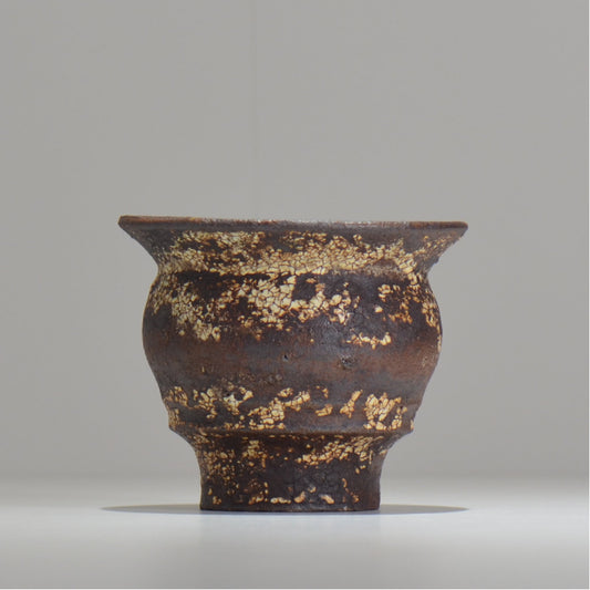 山下太 / ASOBO 罅(ひび)/ 24 / 約 φ12cm / 植木鉢