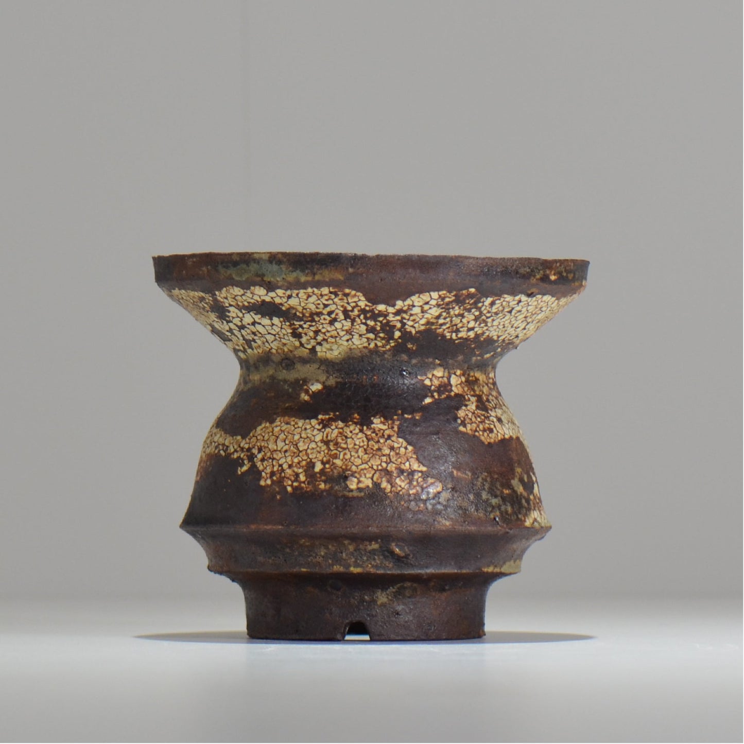 山下太 / ASOBO 罅(ひび)/ 30 / 約 φ12.5cm / 植木鉢