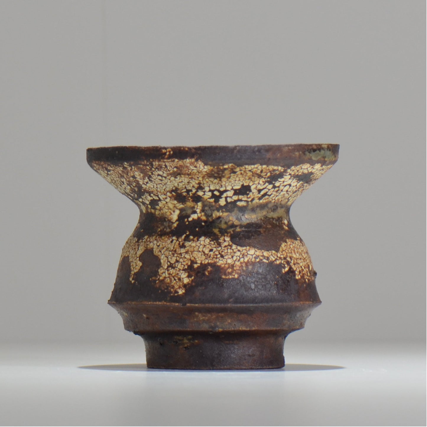 山下太 / ASOBO 罅(ひび)/ 30 / 約 φ12.5cm / 植木鉢