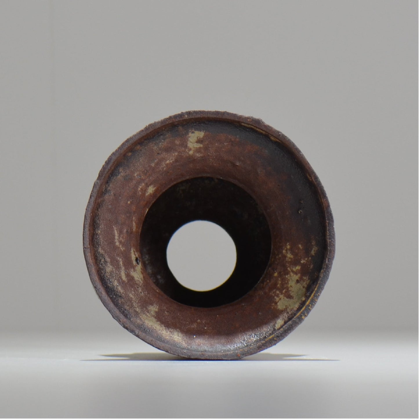 山下太 / ASOBO 罅(ひび)/ 30 / 約 φ12.5cm / 植木鉢