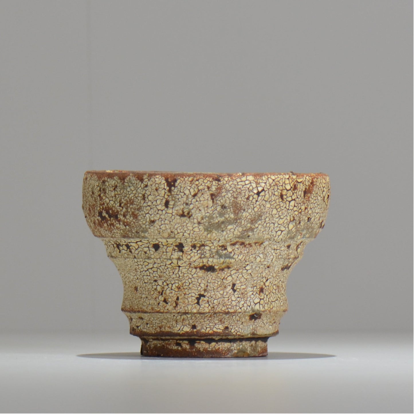 山下太 / ASOBO 罅(ひび)/ 32 / 約 φ12.5cm / 植木鉢