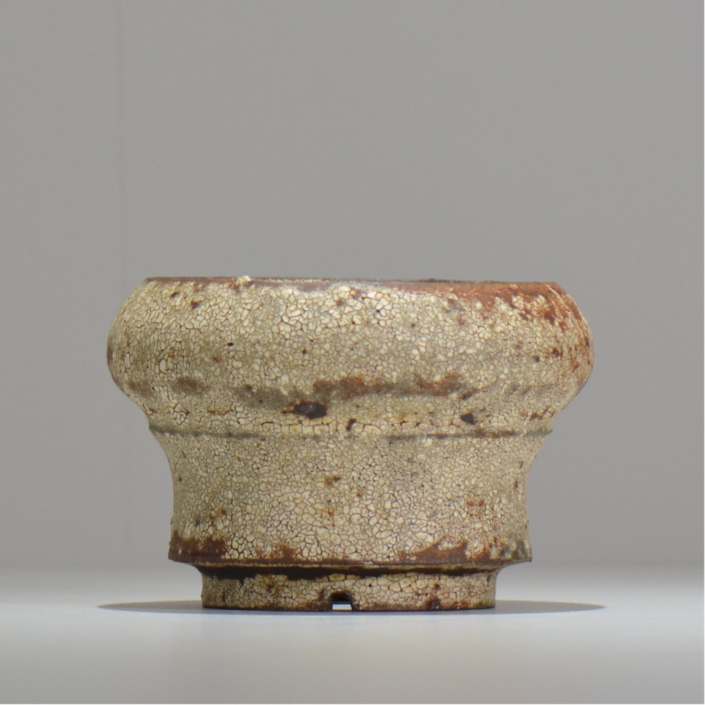 山下太 / ASOBO 罅(ひび)/ 34 / 約 φ12.3cm / 植木鉢