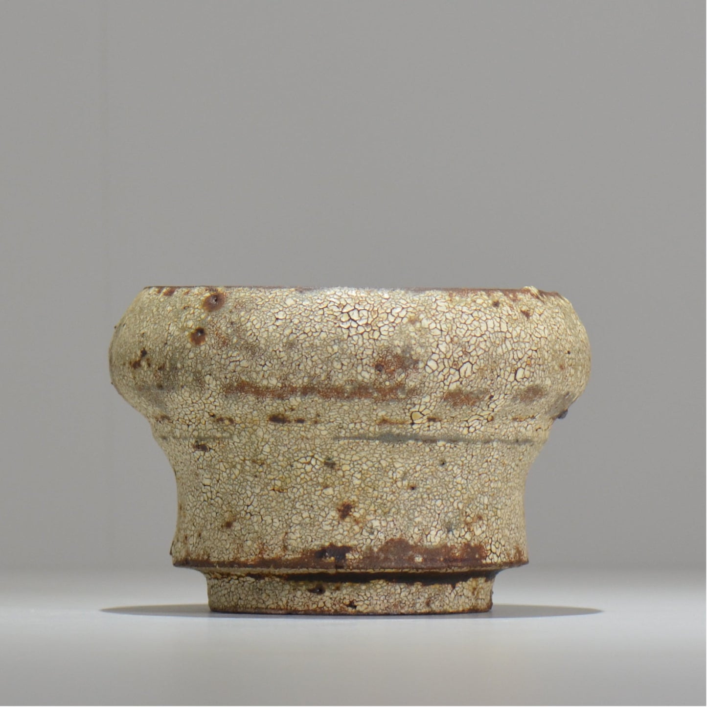 山下太 / ASOBO 罅(ひび)/ 34 / 約 φ12.3cm / 植木鉢