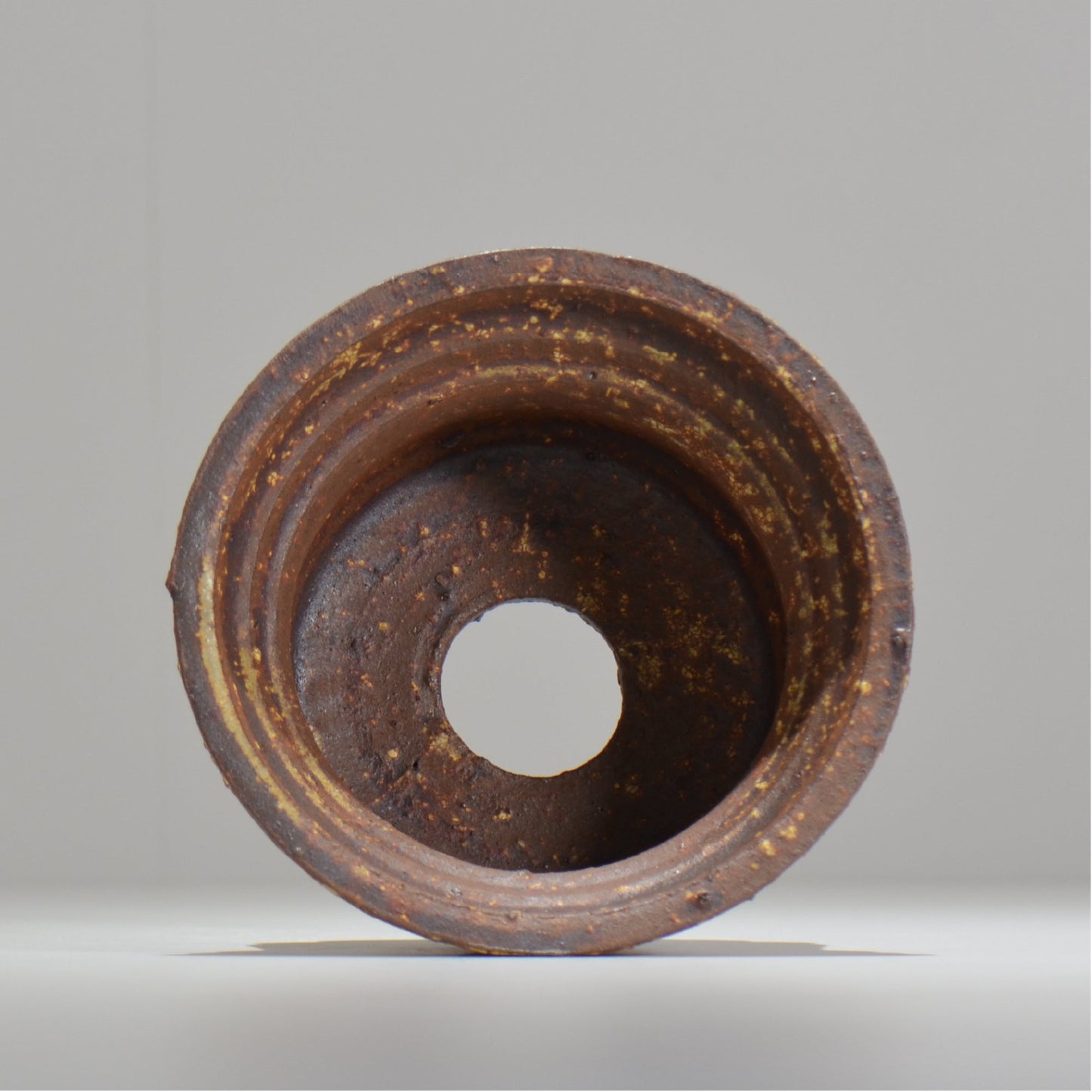山下太 / ASOBO 罅(ひび)/ 35 / 約 φ17cm / 植木鉢