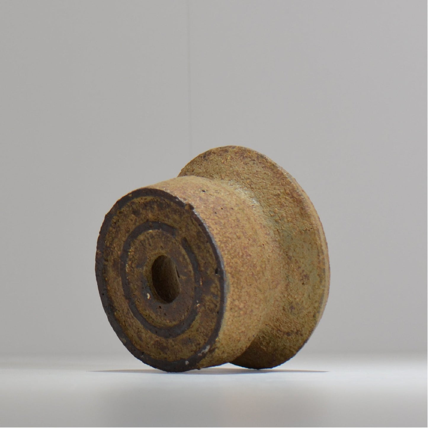 山下太 / ASOBO 罅(ひび)/ 39 / 約 φ12cm / 植木鉢