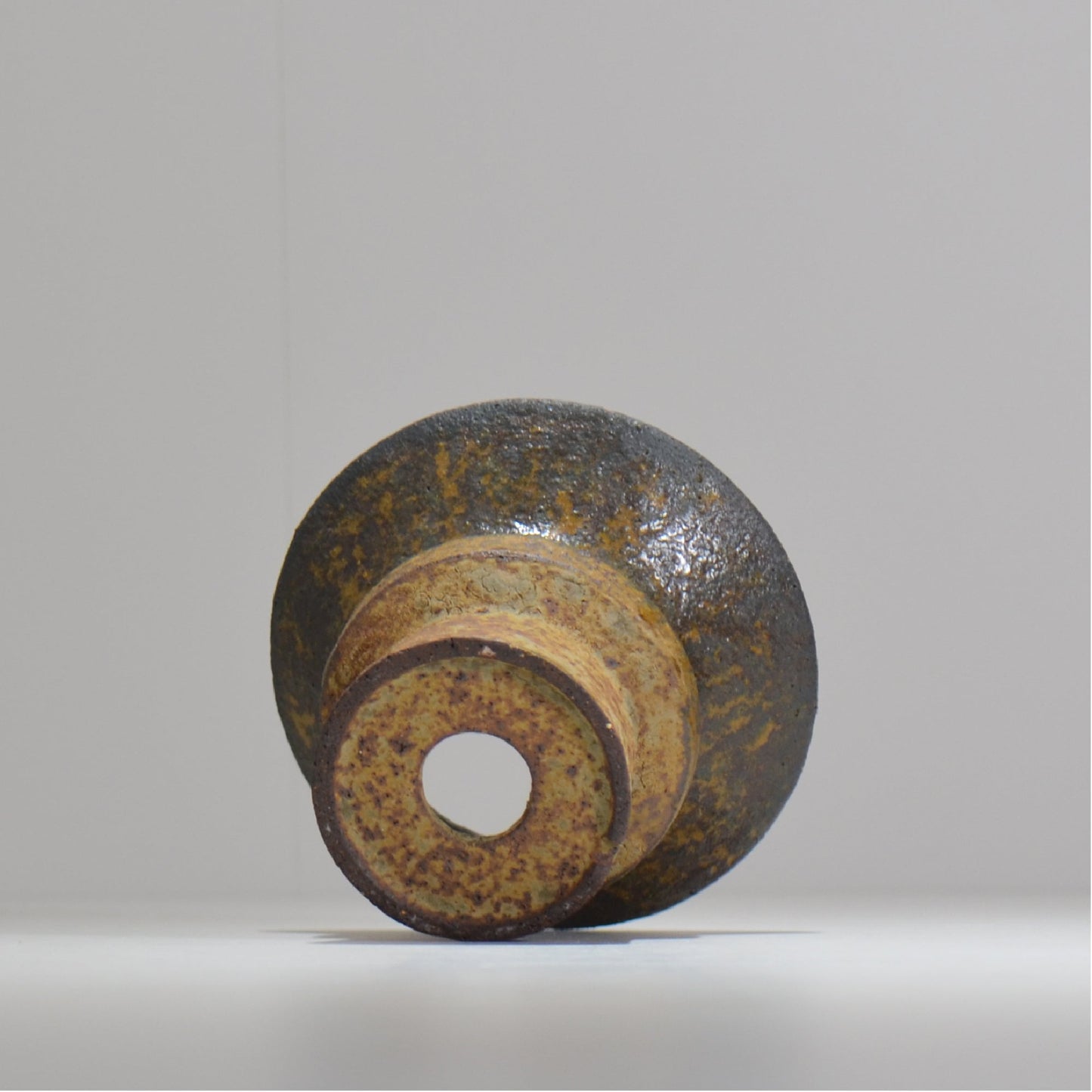 山下太 / ASOBO 罅(ひび)/ 40 / 約 φ13cm / 植木鉢