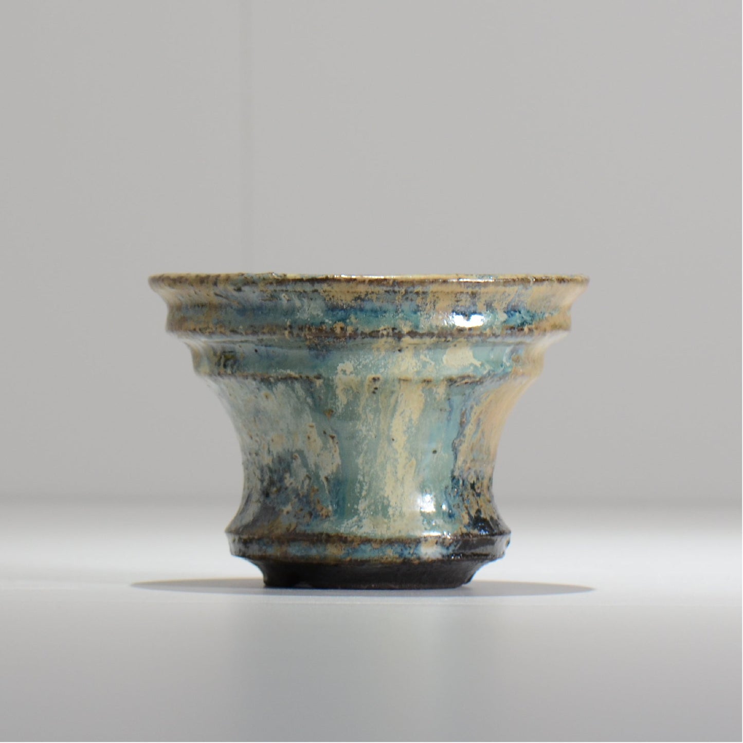 ヒノモトナツミ / 縁-ふち- / cone2_10 / 約 φ12.5cm / 植木鉢