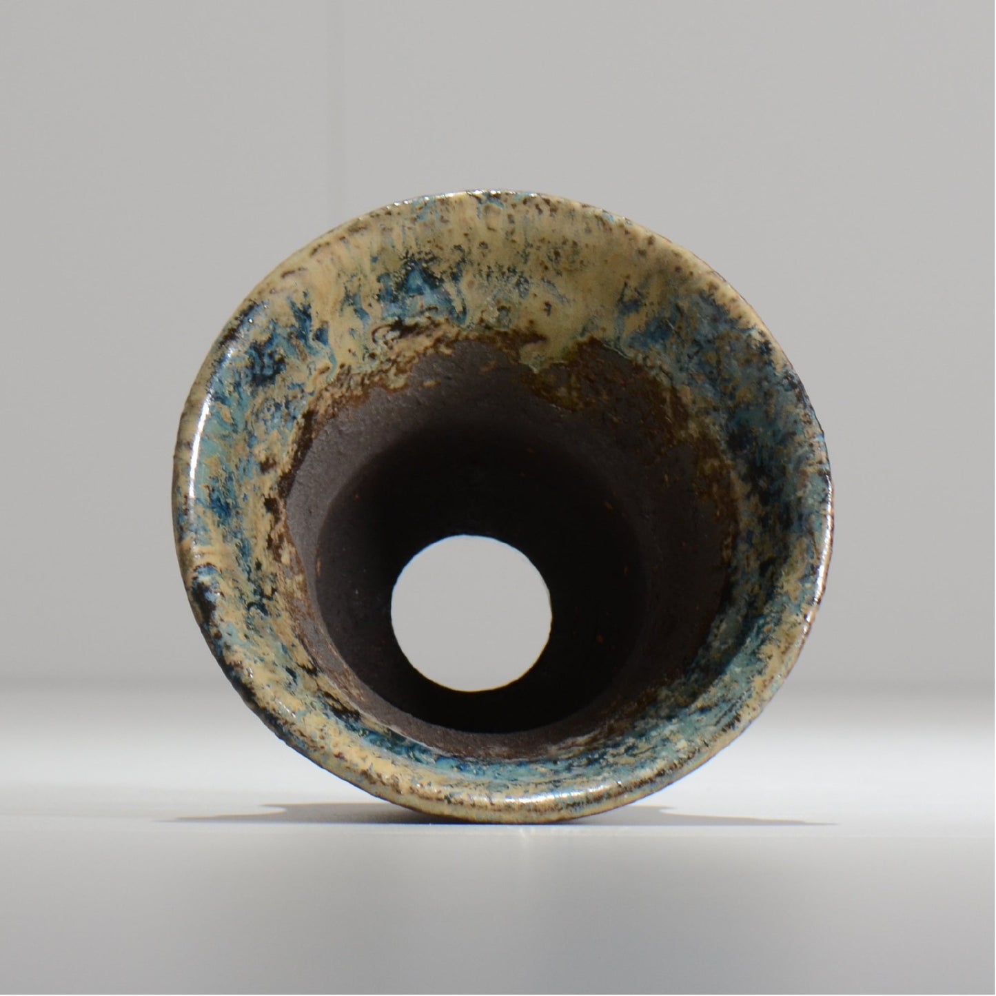 ヒノモトナツミ / 縁-ふち- / cone2_10 / 約 φ12.5cm / 植木鉢