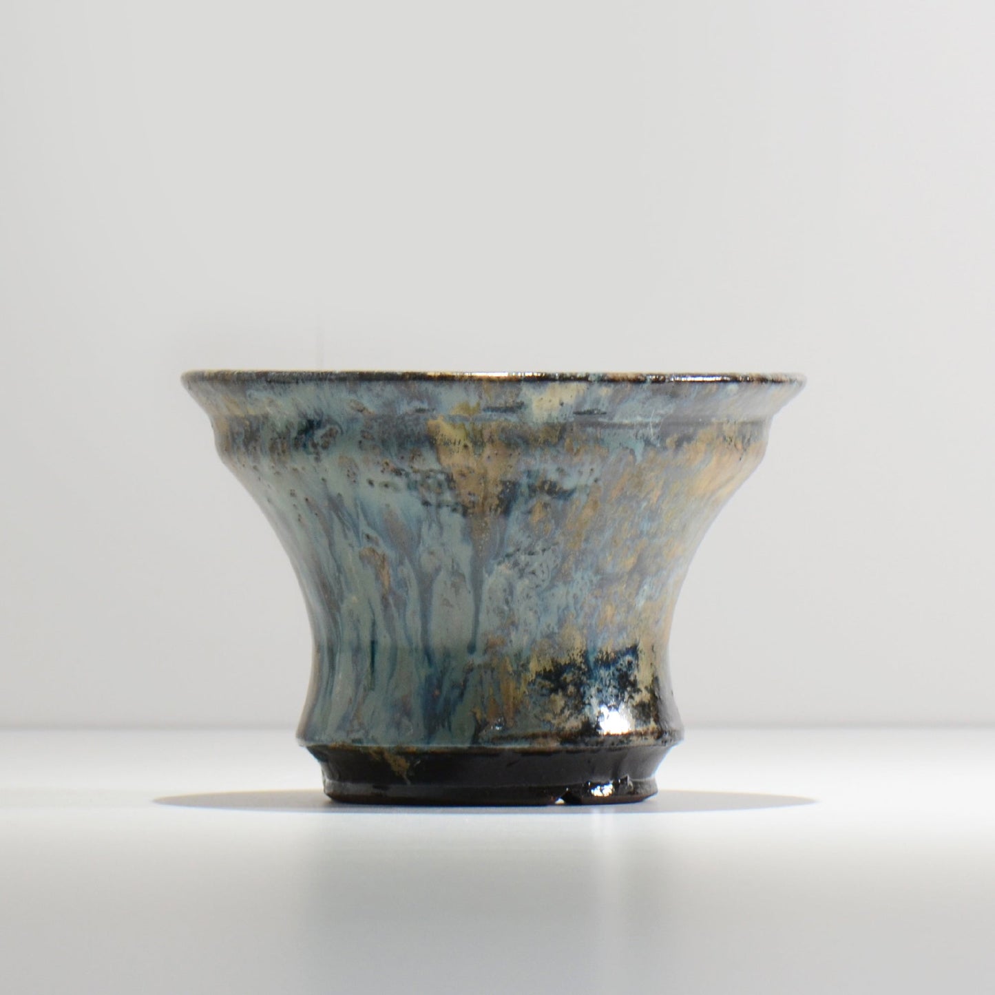 ヒノモトナツミ / 縁-ふち- / cone2_37 / 約 φ16.6cm / 植木鉢