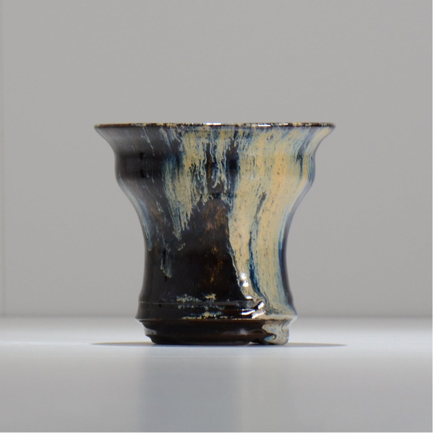 ヒノモトナツミ / 縁-ふち- /cone3_fu36_s/ 約φ11.2cm / 植木鉢