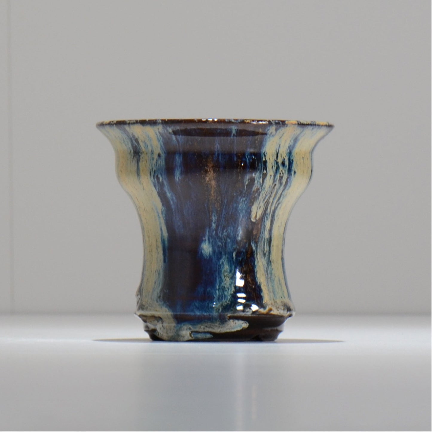 ヒノモトナツミ / 縁-ふち- /cone3_fu36_s/ 約φ11.2cm / 植木鉢