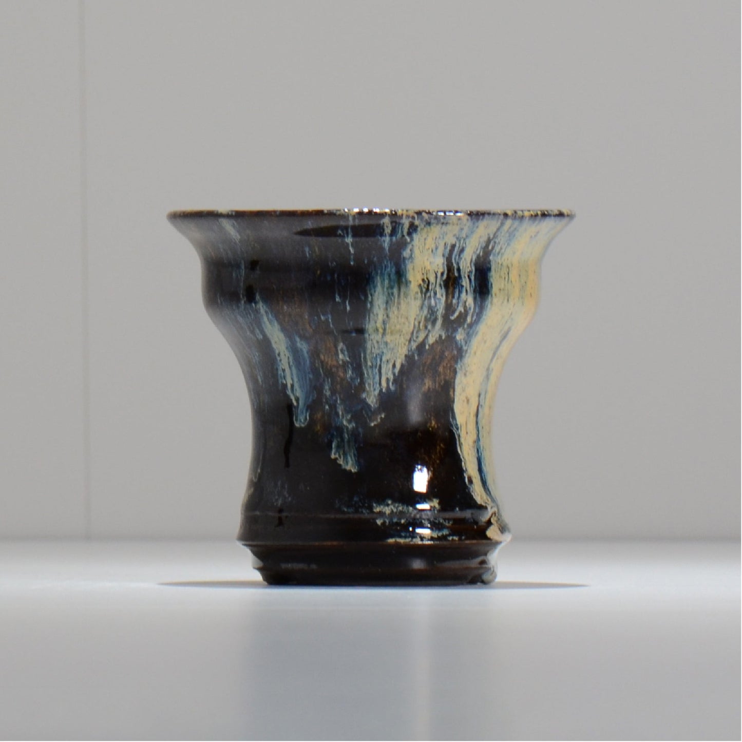 ヒノモトナツミ / 縁-ふち- /cone3_fu36_s/ 約φ11.2cm / 植木鉢