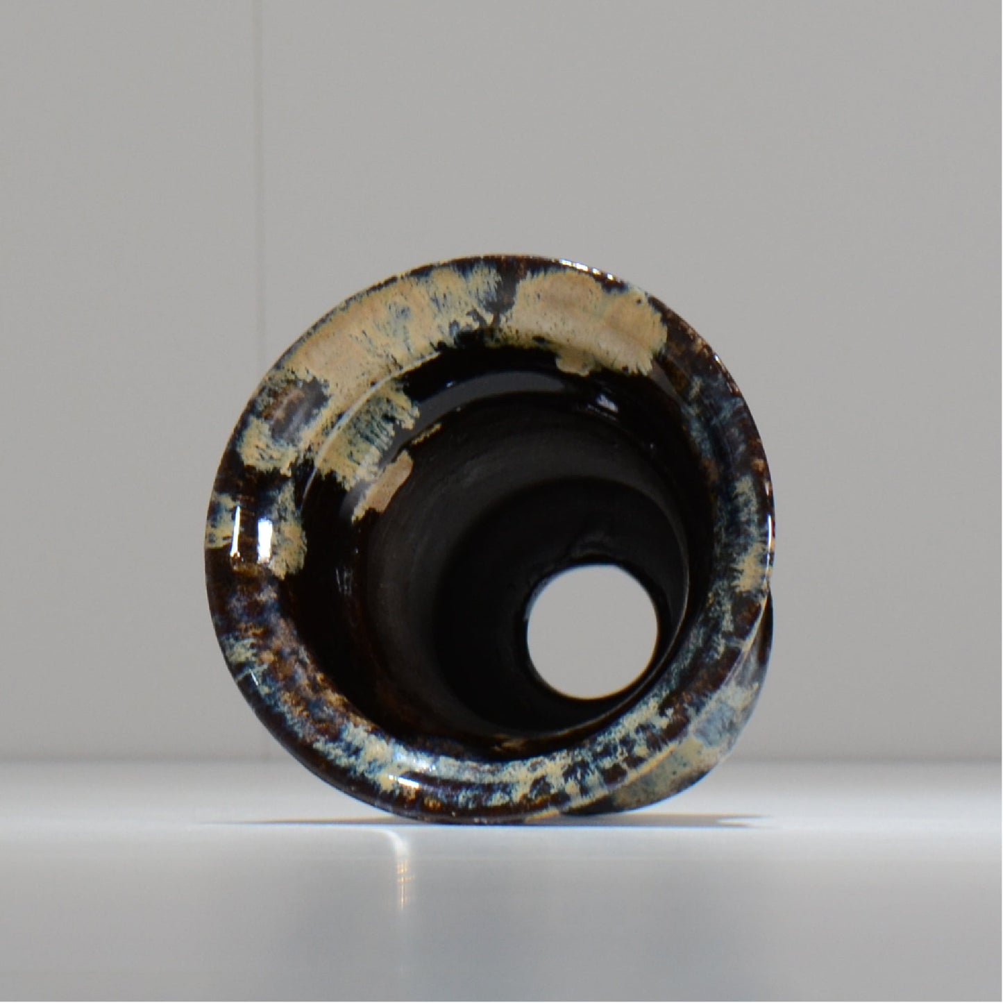 ヒノモトナツミ / 縁-ふち- /cone3_fu36_s/ 約φ11.2cm / 植木鉢