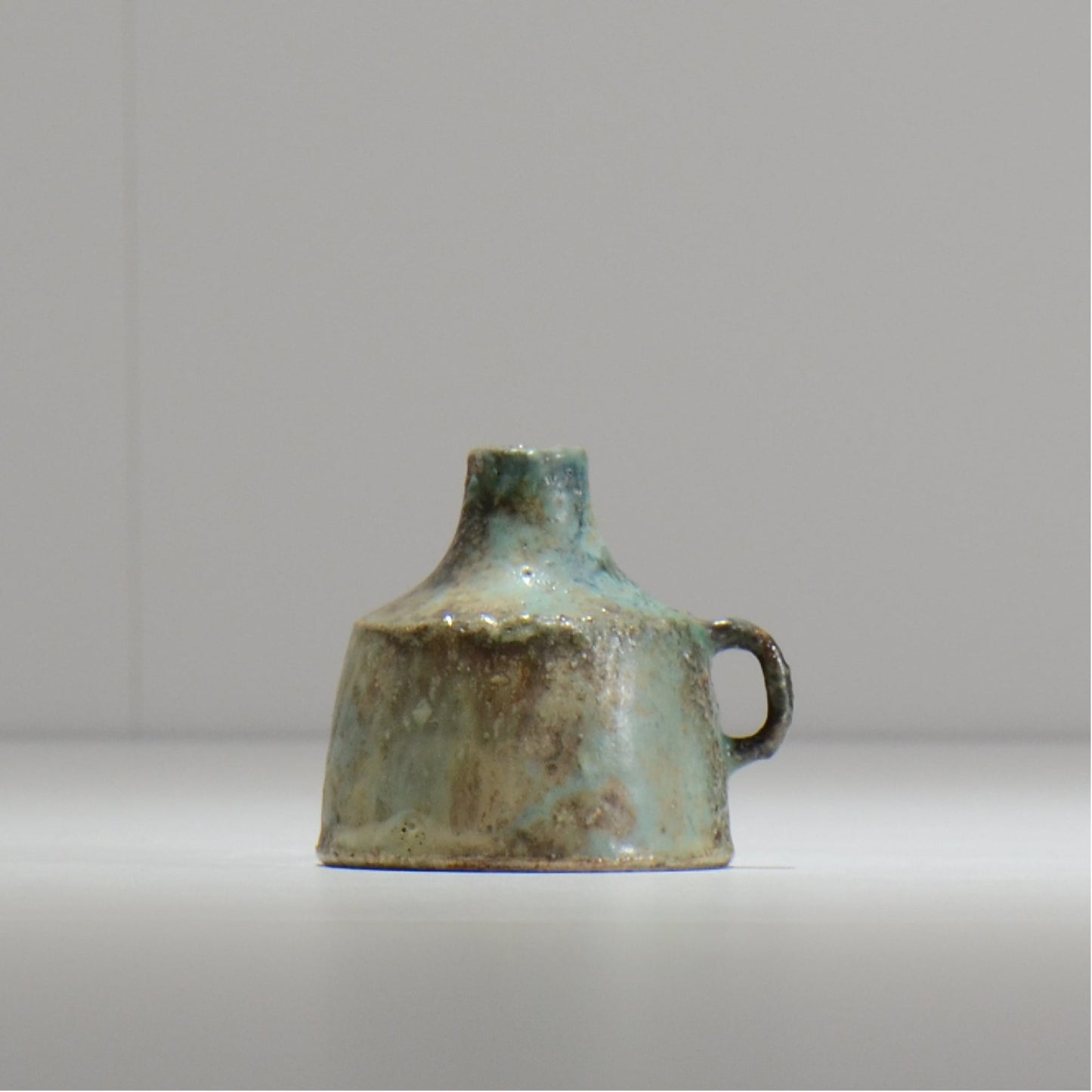 ヒノモトナツミ / 縁-ふち- /cone_ichi01_xs_/ 約φ6.3cm / 植木鉢