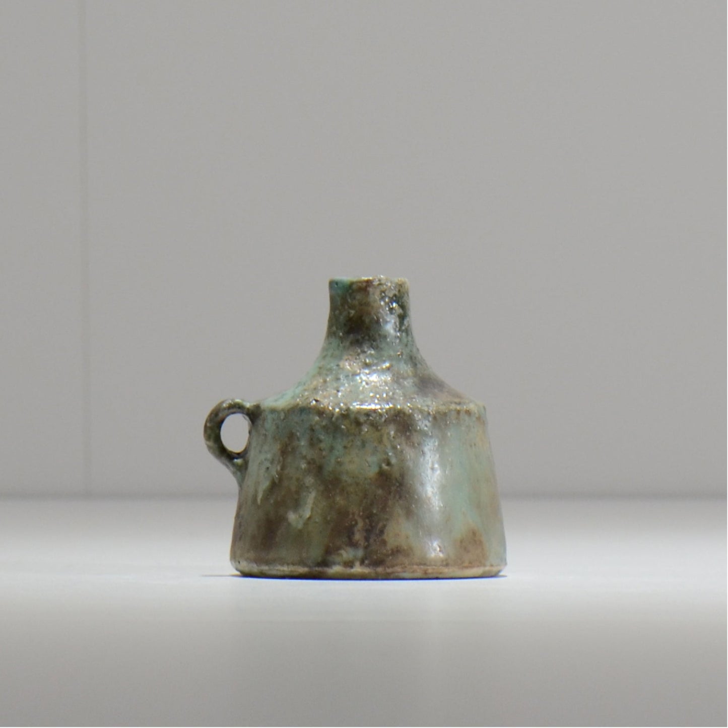 ヒノモトナツミ / 縁-ふち- /cone_ichi03_xs_/ 約φ6.4cm / 植木鉢