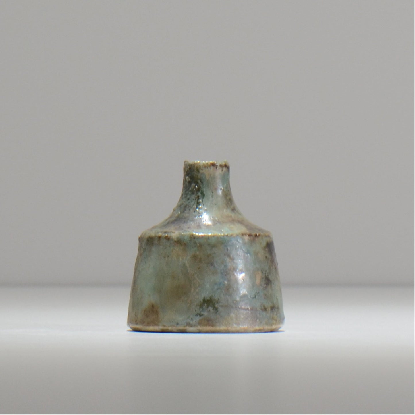 ヒノモトナツミ / 縁-ふち- /cone_ichi03_xs_/ 約φ6.4cm / 植木鉢