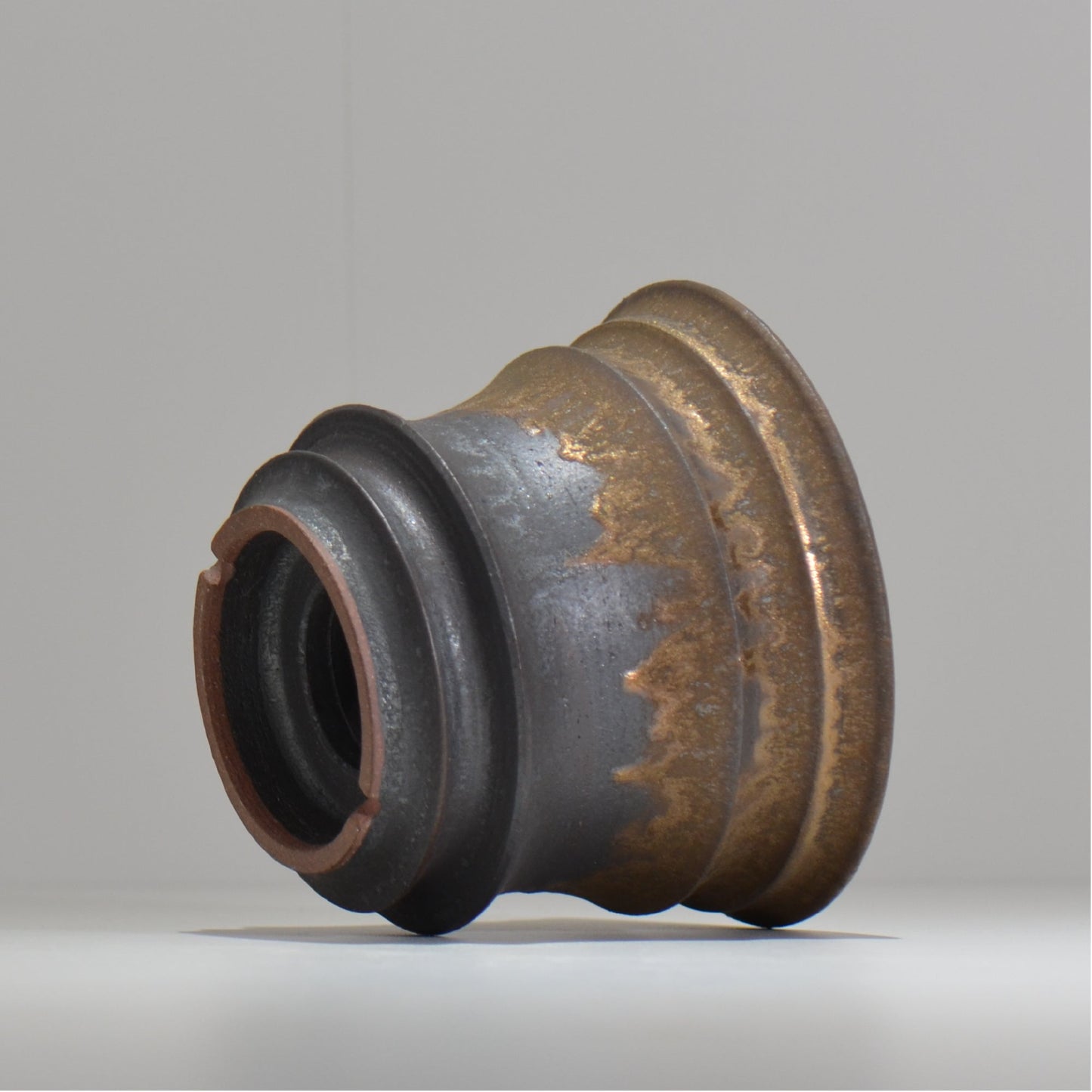 fuclay / FUCLAY black / fb3_29_m / 約 φ14cm / 植木鉢