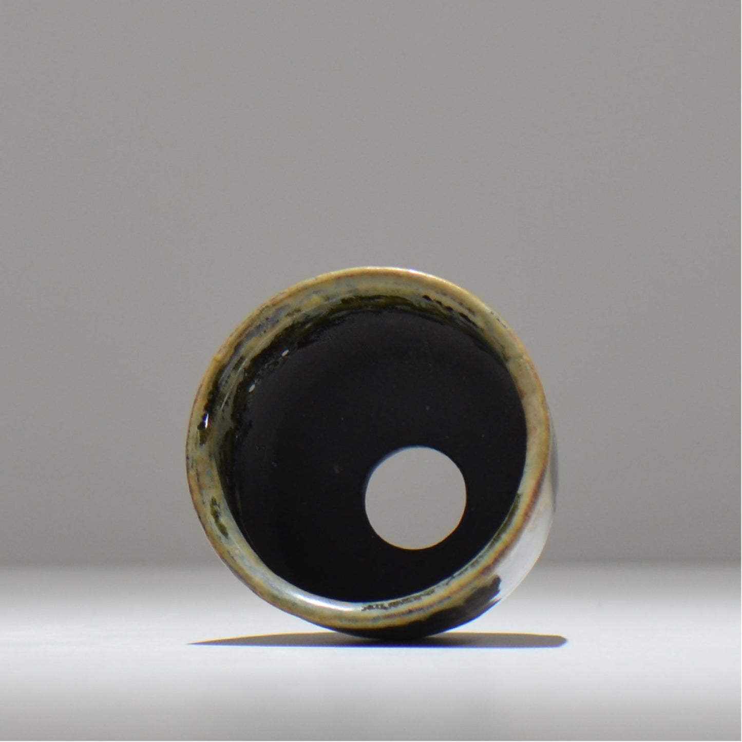 ヒノモトナツミ / 鈍-にび- / hn01_24nibi_xs / 約 φ8.8cm / 植木鉢