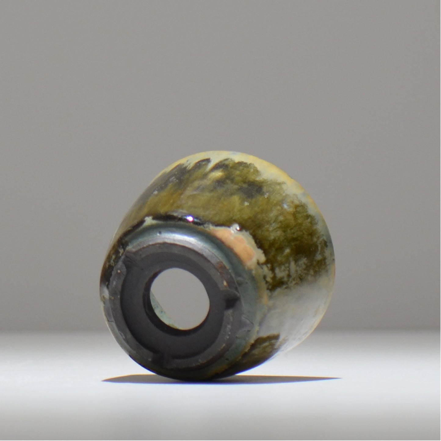 ヒノモトナツミ / 鈍-にび- / hn01_24nibi_xs / 約 φ8.8cm / 植木鉢