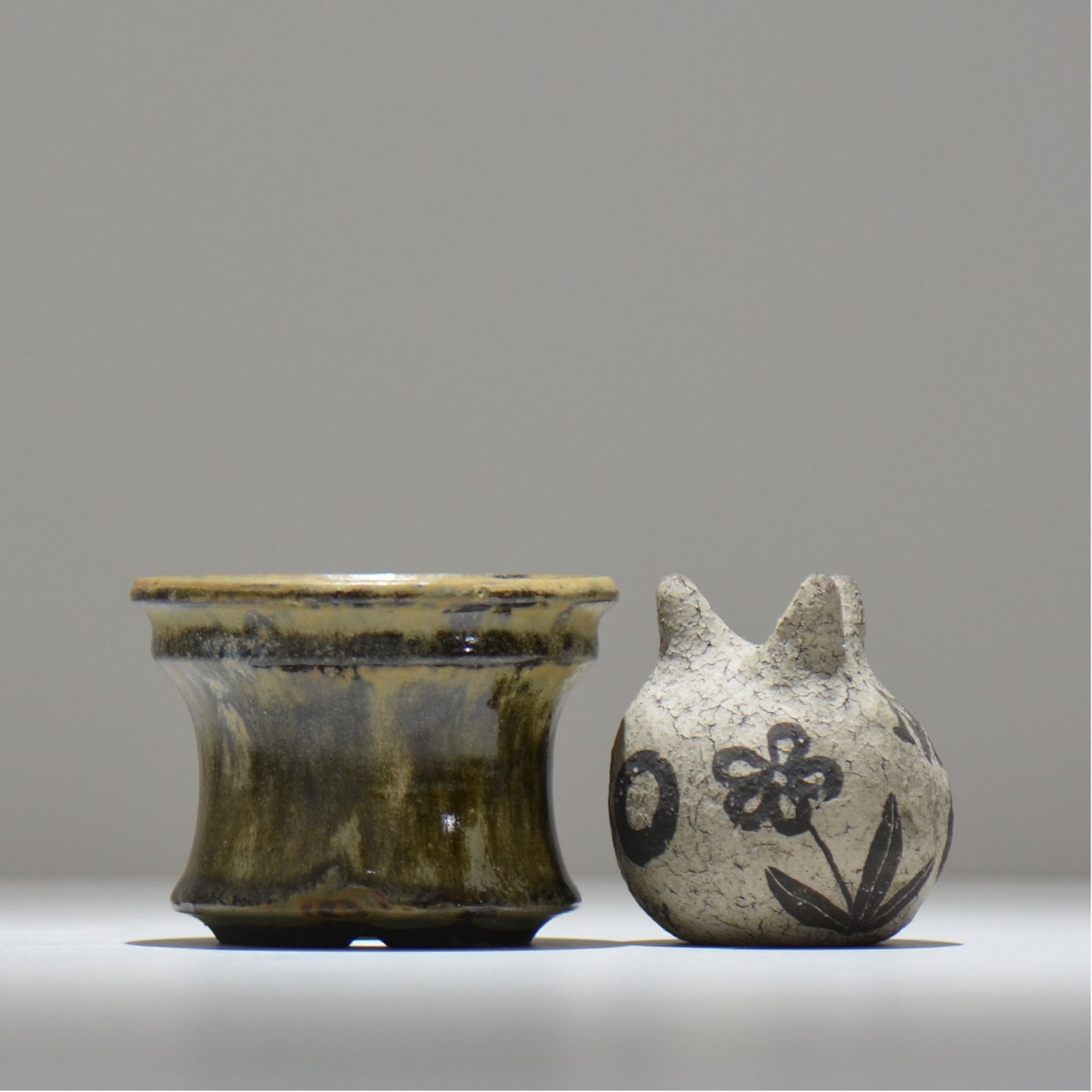 ヒノモトナツミ / 鈍-にび- / hn01_28nibi_s /  約 φ10.8cm / 植木鉢