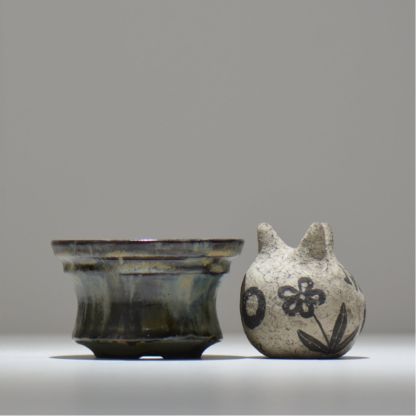 ヒノモトナツミ / 鈍-にび- / hn01_29nibi_s /  約 φ11.8cm / 植木鉢