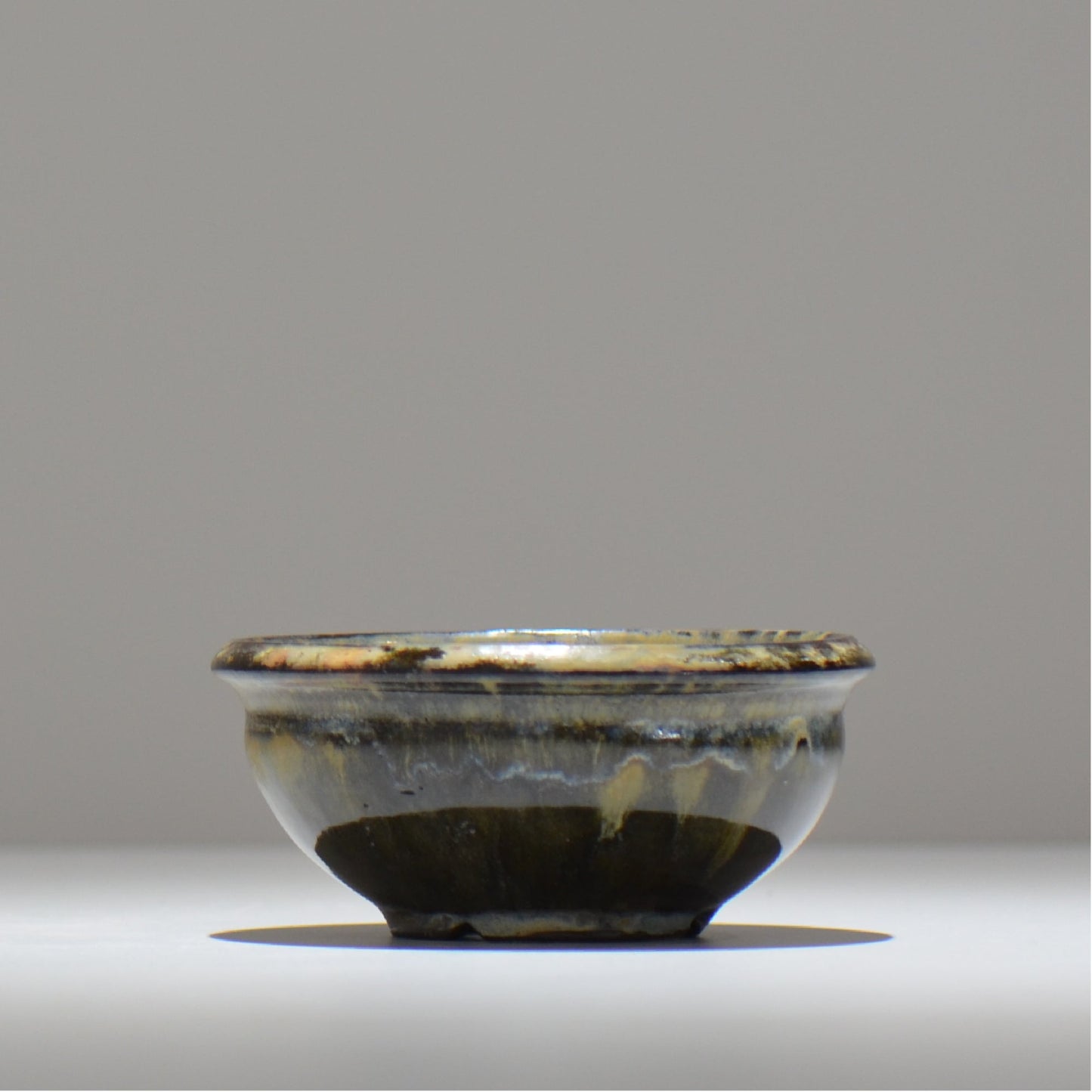 ヒノモトナツミ / 鈍-にび- / hn01_30nibi_m / 約 φ13.5cm / 植木鉢