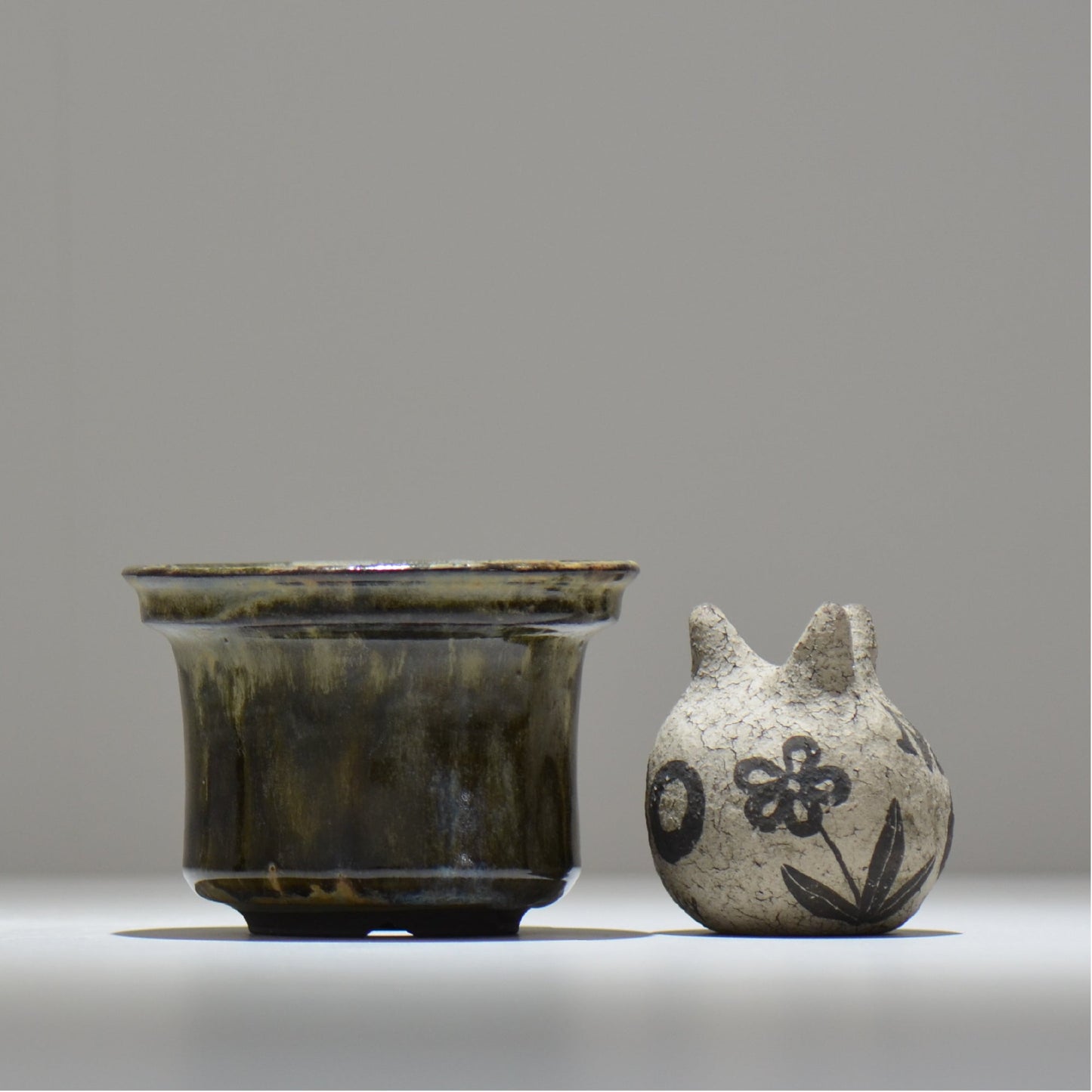 ヒノモトナツミ / 鈍-にび- / hn01_33nibi_m /  約 φ12.7cm / 植木鉢