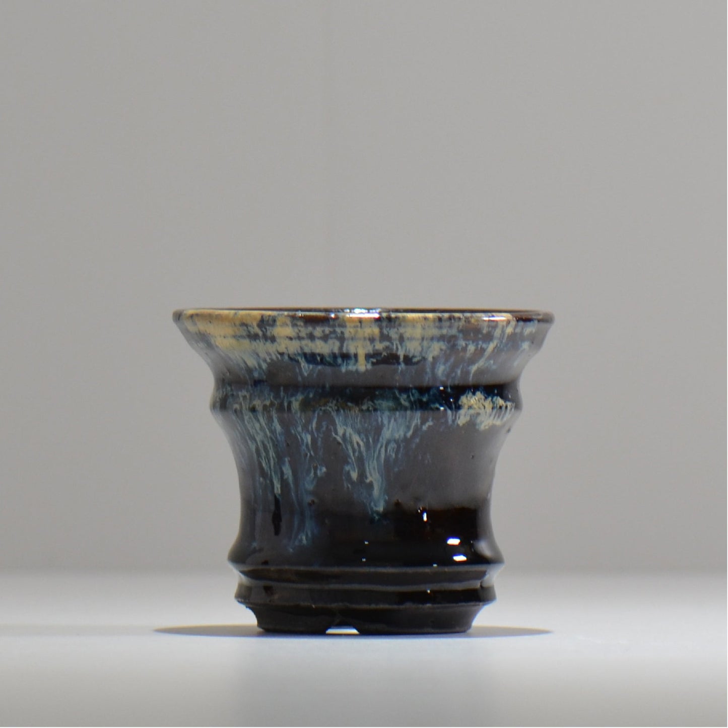 ヒノモトナツミ / 縁-ふち- / hn01_11fuchi_s / 約 φ9.5cm / 植木鉢