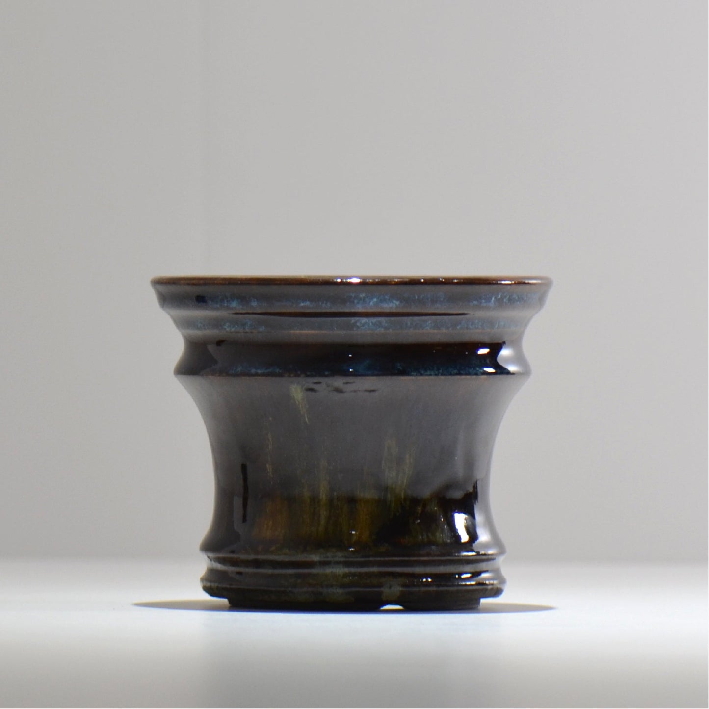 ヒノモトナツミ / 縁-ふち- / hn02_fc04_s / 約φ11.7cm / 植木鉢