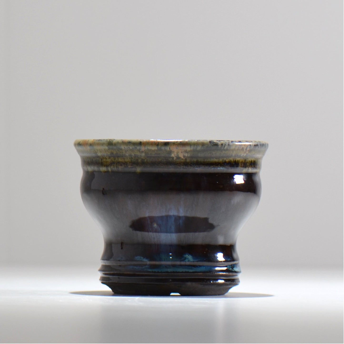 ヒノモトナツミ / 縁-ふち- / hn02_fc07_s / 約φ11.5cm / 植木鉢