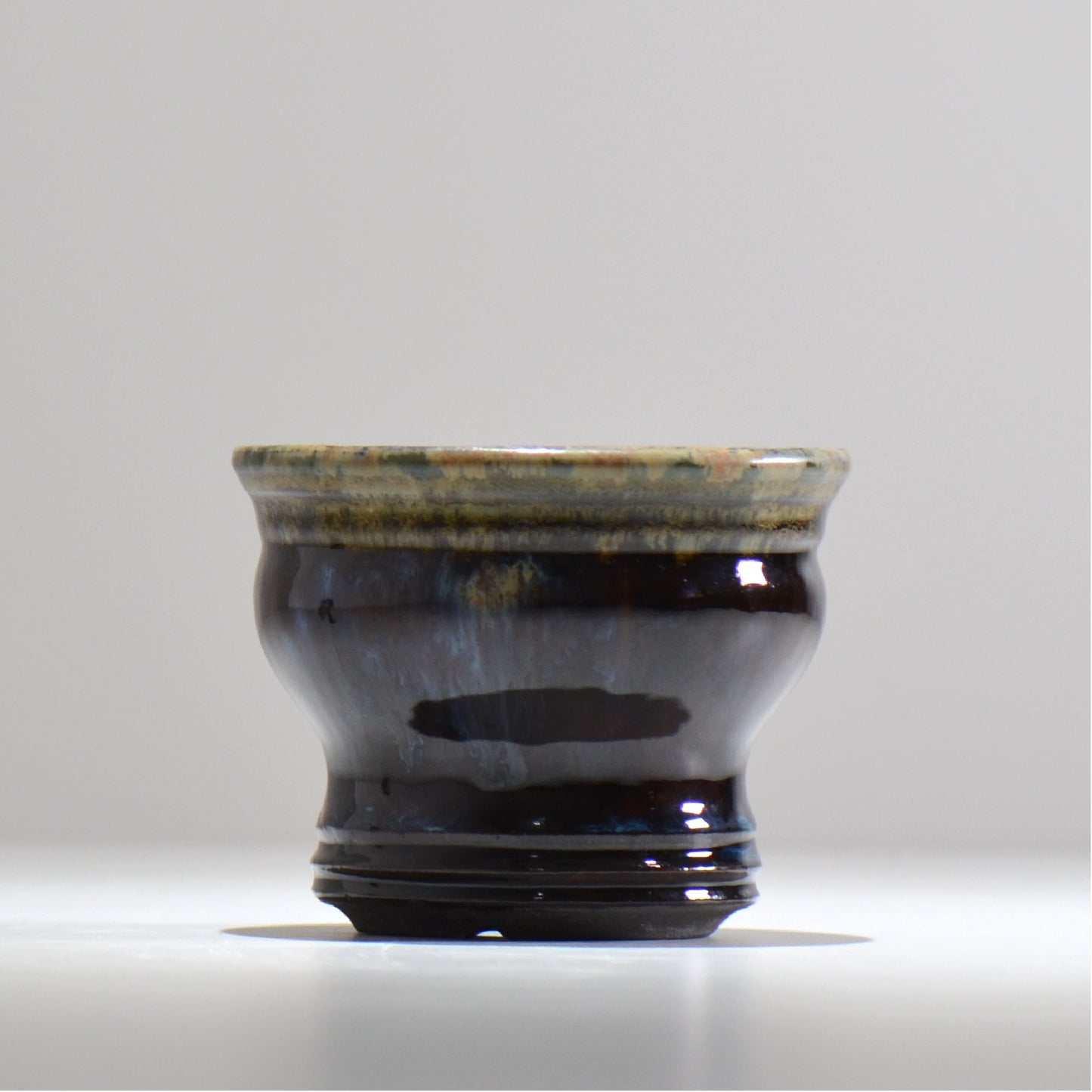 ヒノモトナツミ / 縁-ふち- / hn02_fc07_s / 約φ11.5cm / 植木鉢