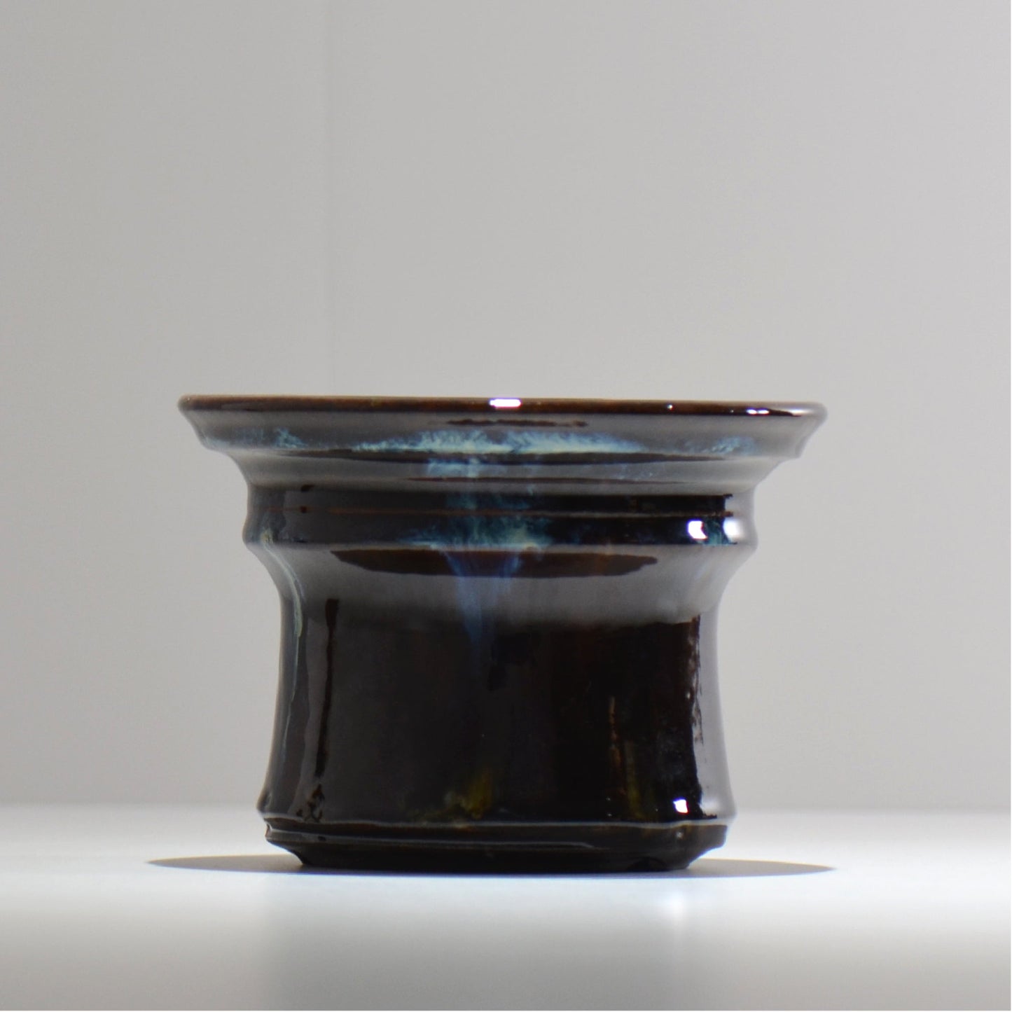 ヒノモトナツミ / 縁-ふち- / hn02_fc17_m / 約φ14.5cm / 植木鉢