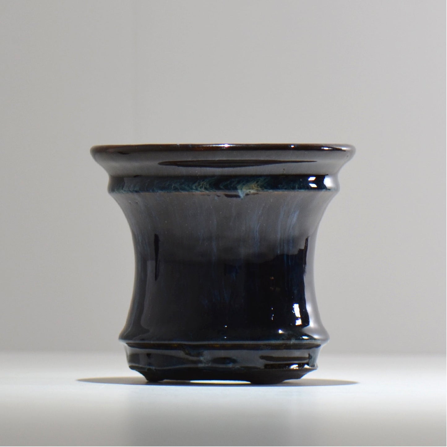 ヒノモトナツミ / 縁-ふち- / hn02_fc19_m/ 約φ12.6cm / 植木鉢
