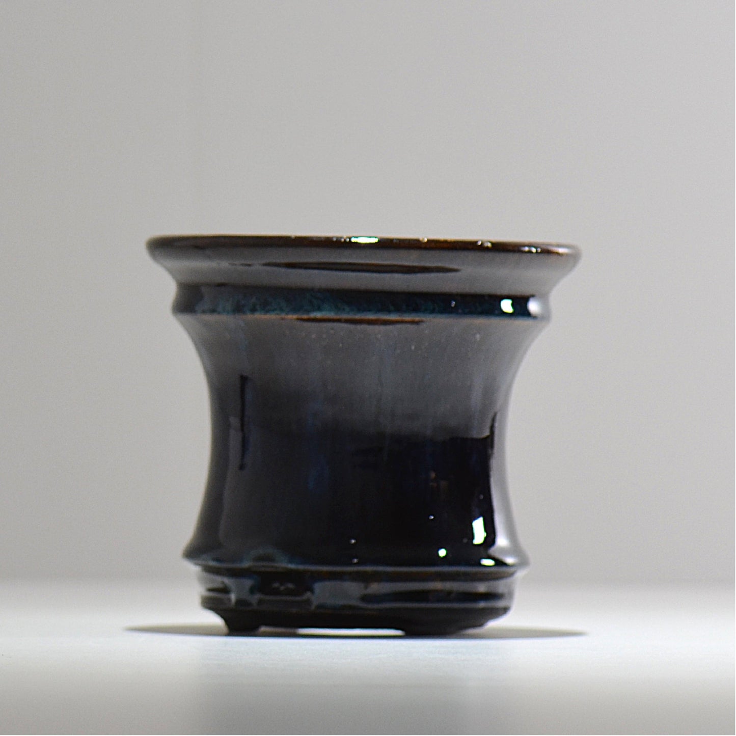ヒノモトナツミ / 縁-ふち- / hn02_fc19_m/ 約φ12.6cm / 植木鉢