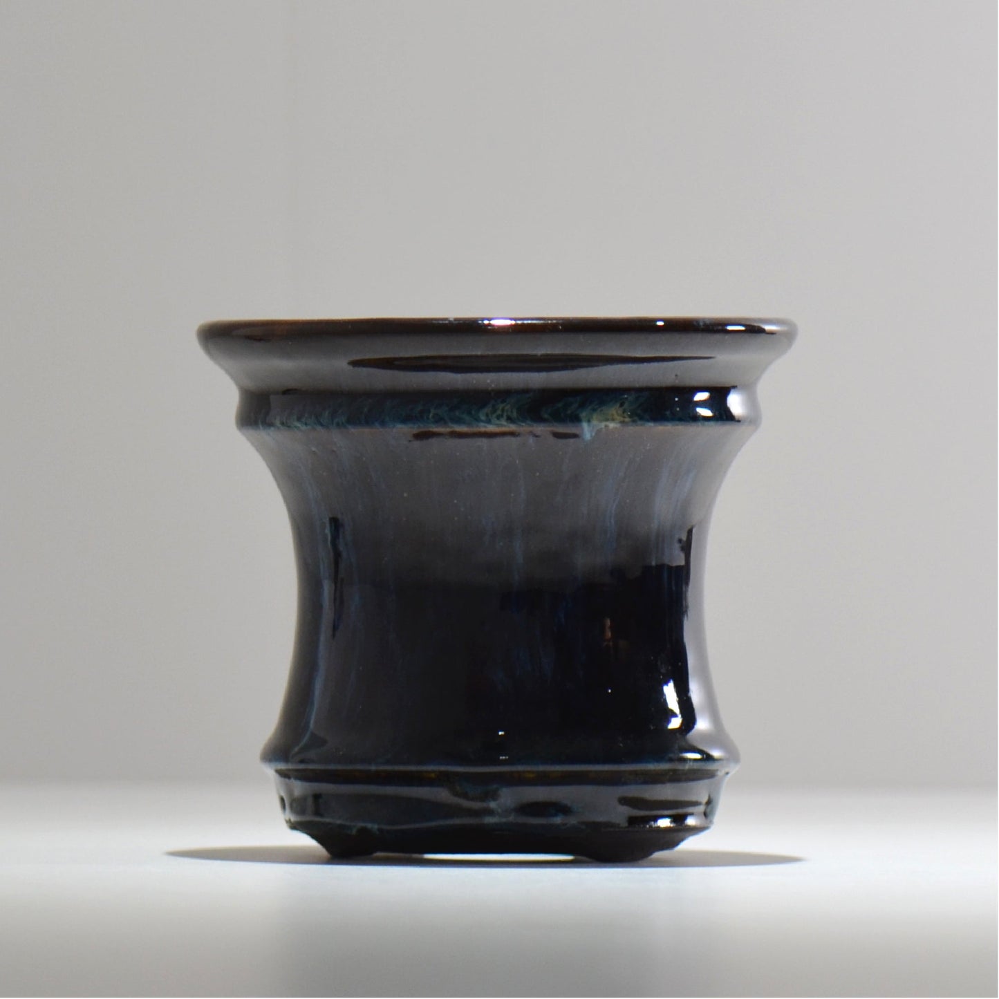 ヒノモトナツミ / 縁-ふち- / hn02_fc19_m/ 約φ12.6cm / 植木鉢