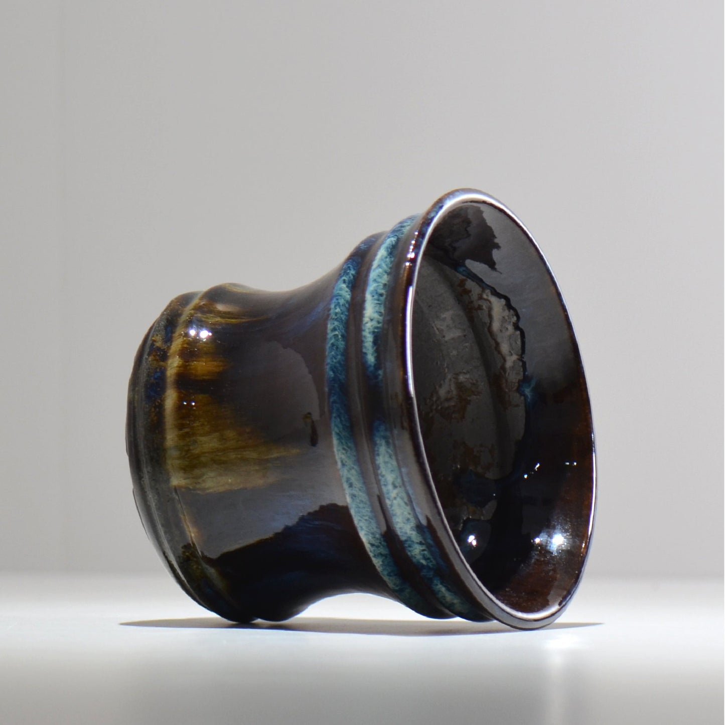 ヒノモトナツミ / 縁-ふち- / hn02_fc20_m / 約φ13.5cm / 植木鉢