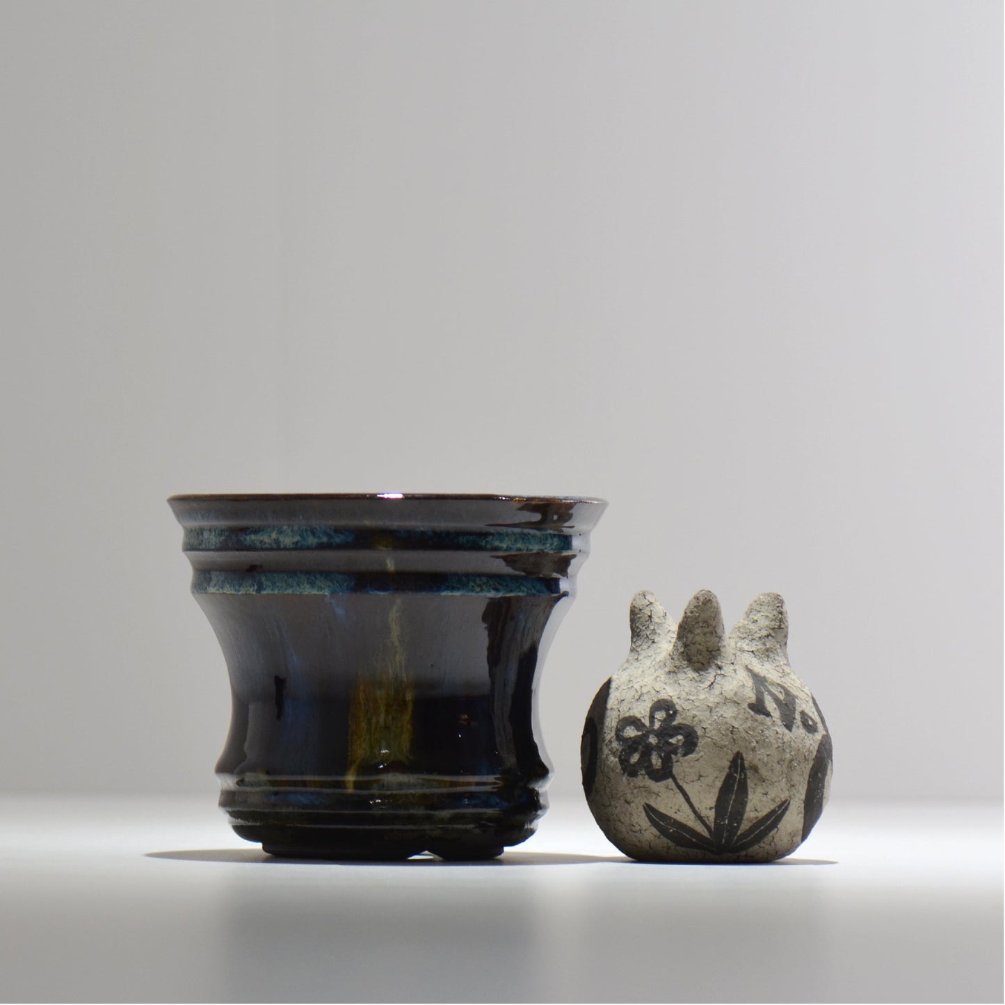 ヒノモトナツミ / 縁-ふち- / hn02_fc20_m / 約φ13.5cm / 植木鉢
